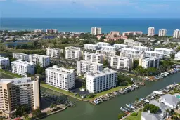 Picture of 4331 Bay Beach Ln 353, Fort Myers Beach, FL 33931