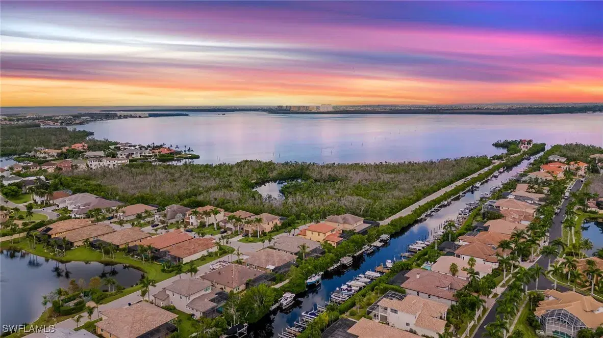Picture of 15965 Tropical Breeze Dr, Fort Myers, FL 33908