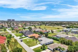 Picture of 5102 SW 15Th Pl, Cape Coral, FL 33914