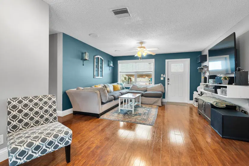 Picture of 2105 Alfred Drive Drive Sw, Boynton Beach FL 33426