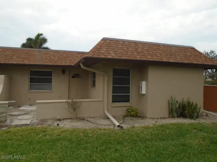 Picture of 1500 Popham Dr A31, Fort Myers FL 33919