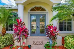 Picture of 208 SE Ray Avenue, Port St Lucie, FL 34983