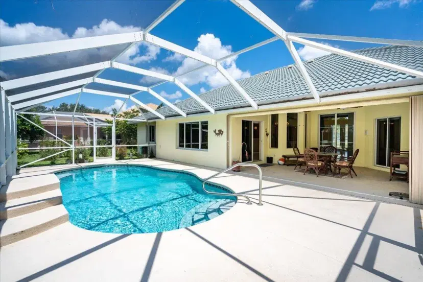 Picture of 208 SE Ray Avenue, Port St Lucie FL 34983