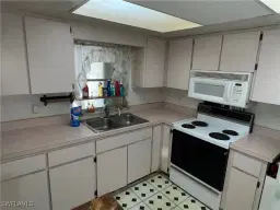 Picture of 243 Poe Ave, North Fort Myers, FL 33917