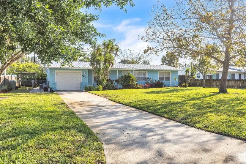 Picture of 1153 SE Dolphin Drive, Stuart FL 34996