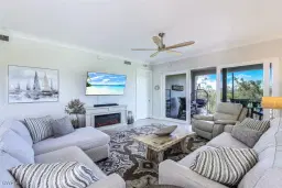 Picture of 164 Indies Dr E 106, Naples, FL 34114