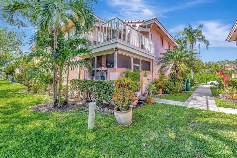 Picture of 11728 Royal Palm Blvd 11728, Coral Springs FL 33065