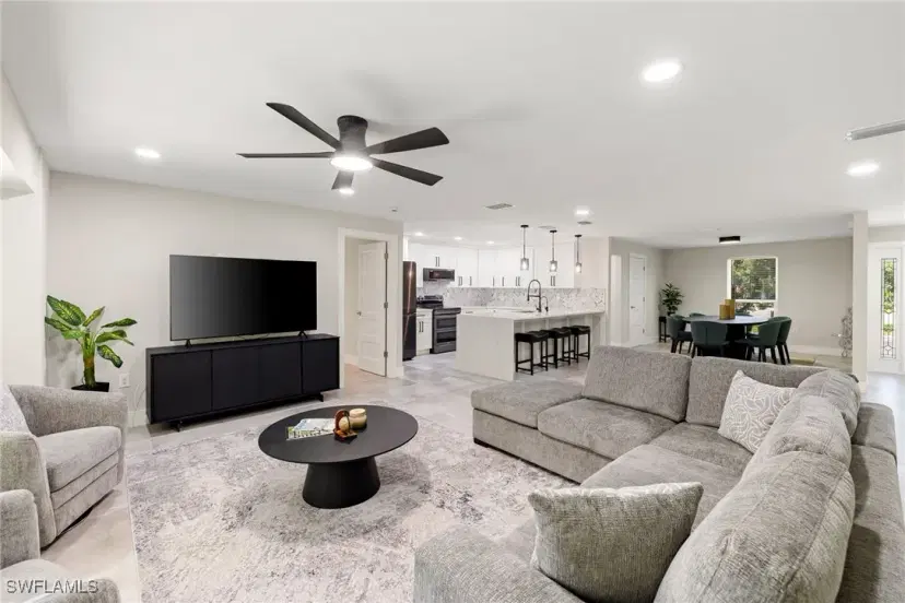 Picture of 9874 Winterview Dr, Naples FL 34109