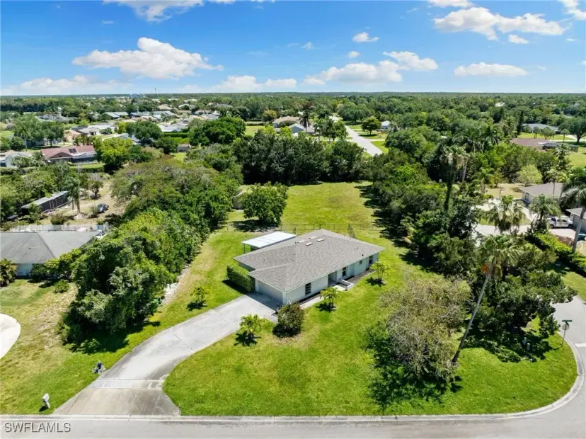 Picture of 9874 Winterview Dr, Naples FL 34109