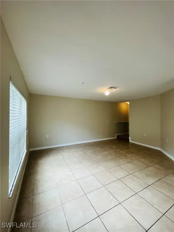 Picture of 9101 Gervais Cir 1710, Naples FL 34120
