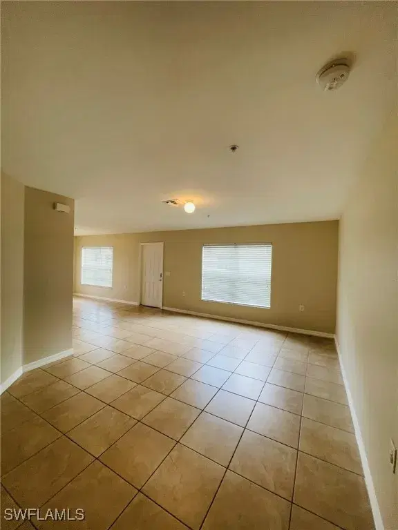 Picture of 9101 Gervais Cir 1710, Naples FL 34120