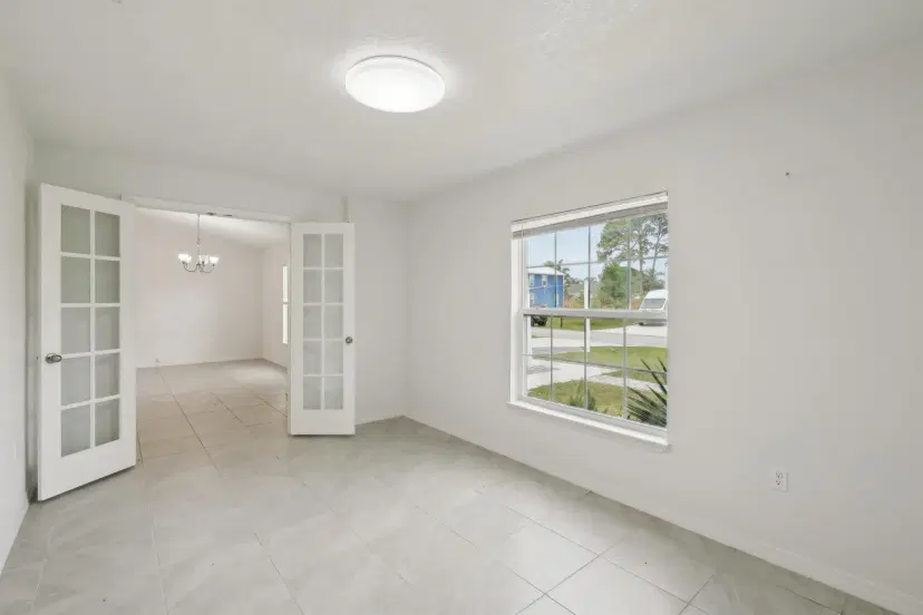 Picture of 1534 SW Jacksonville Avenue, Port St Lucie FL 34953
