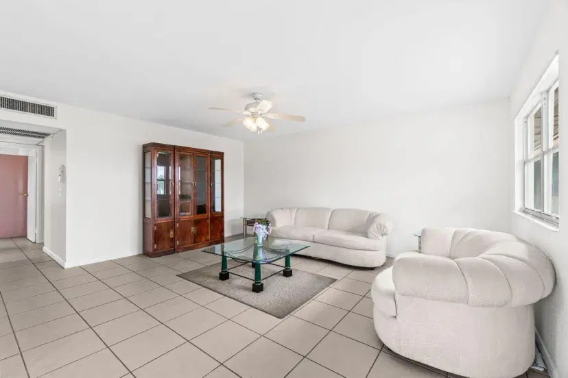 Picture of 173 Saxony D, Delray Beach FL 33446