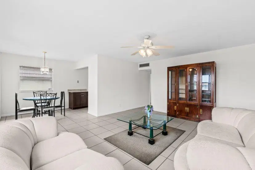 Picture of 173 Saxony D, Delray Beach FL 33446