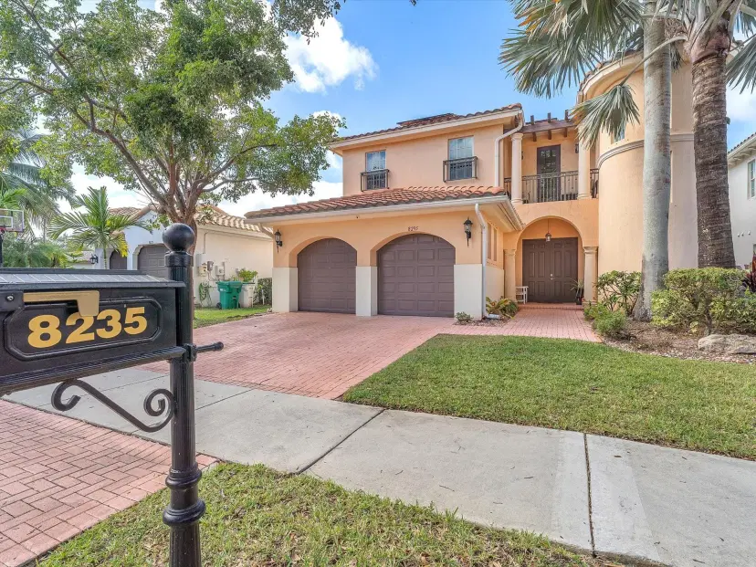 Picture of 8235 NW 105Th Ln, Parkland FL 33076