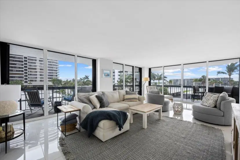 Picture of 108 Lakeshore Drive 341, North Palm Beach FL 33408