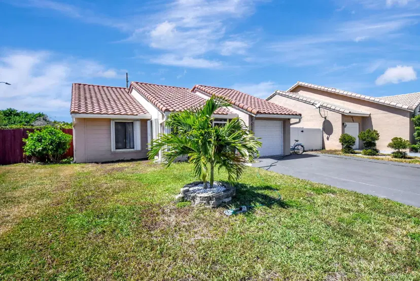 Picture of 6345 Country Fair Circle, Boynton Beach FL 33437