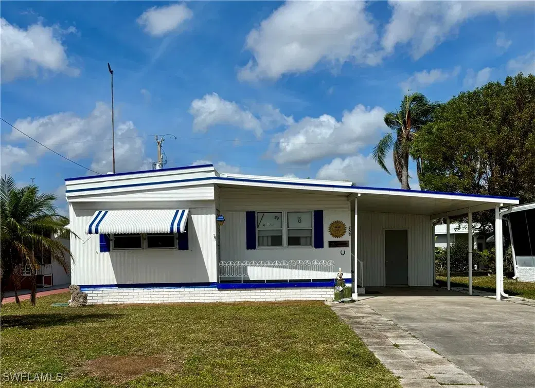 Picture of 758 Knotty Pine Cir, North Fort Myers, FL 33917
