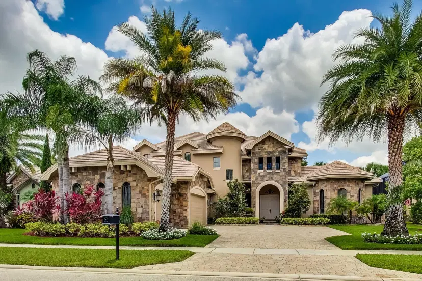 Picture of 10682 Versailles Boulevard, Wellington FL 33449