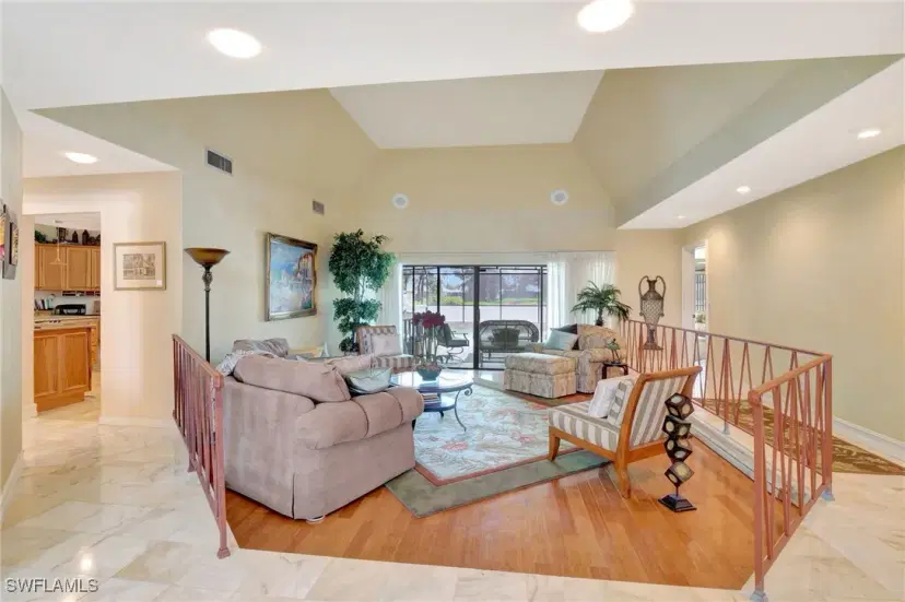 Picture of 101 Palmetto Dunes Cir, Naples FL 34113