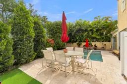 Picture of 221 Pelican Way, Delray Beach, FL 33483