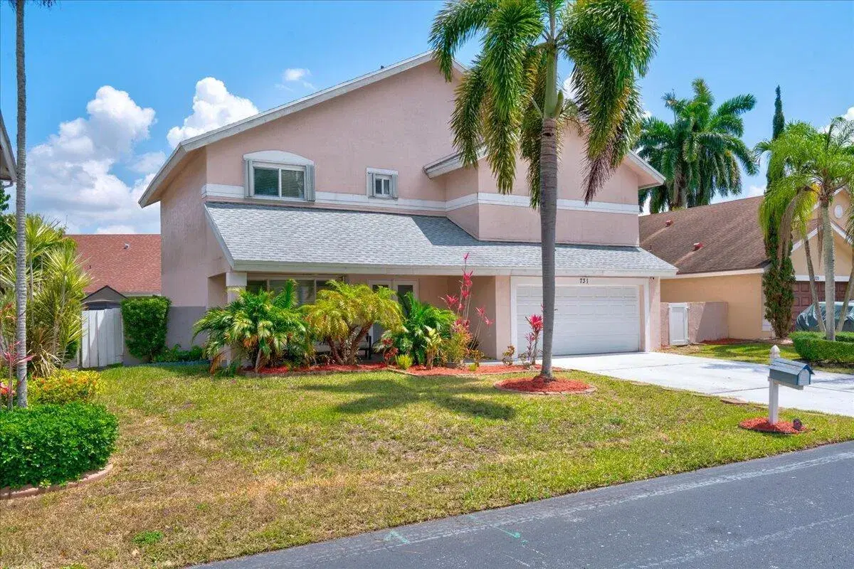 Picture of 731 NW 207Th Avenue, Pembroke Pines, FL 33029