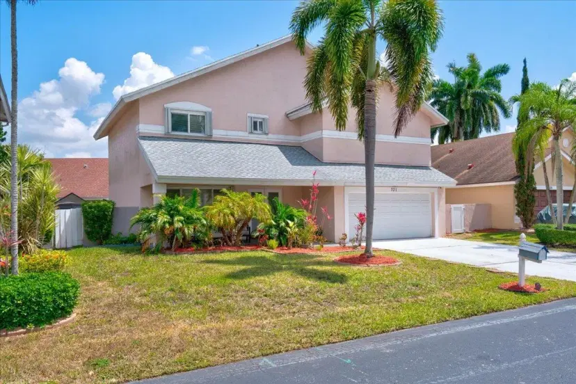 Picture of 731 NW 207Th Avenue, Pembroke Pines FL 33029