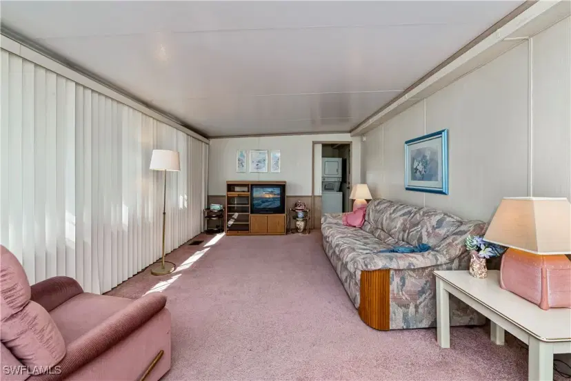 Picture of 182 Caravan Cir, North Fort Myers FL 33903