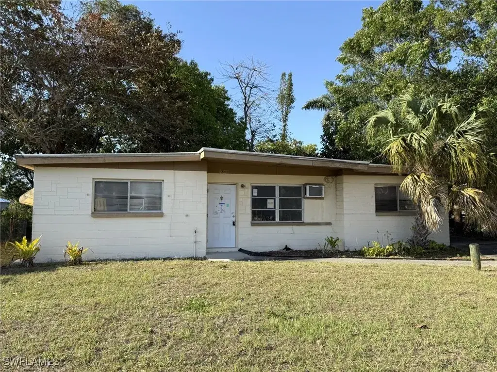 Picture of 1308 Brookhill Dr, Fort Myers, FL 33916