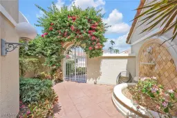 Picture of 172 Via Napoli, Naples, FL 34105