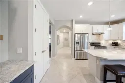Picture of 7650 Jacaranda Ln, Naples, FL 34114