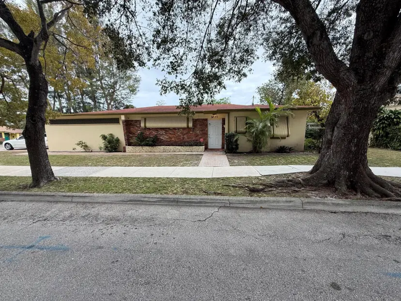 Picture of 3830 Eastview Avenue, West Palm Beach FL 33407