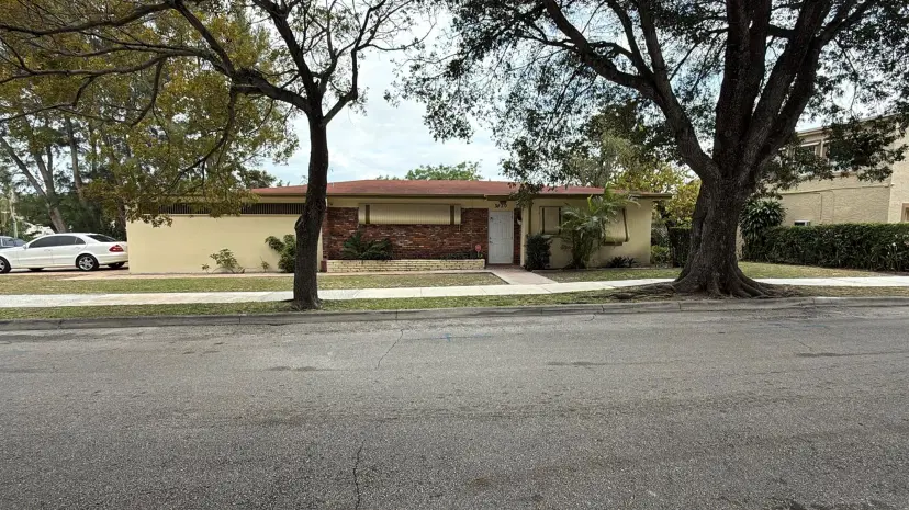 Picture of 3830 Eastview Avenue, West Palm Beach FL 33407