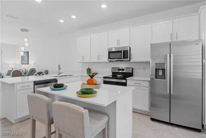 Picture of 43985 Boardwalk Loop 2144, Punta Gorda FL 33982