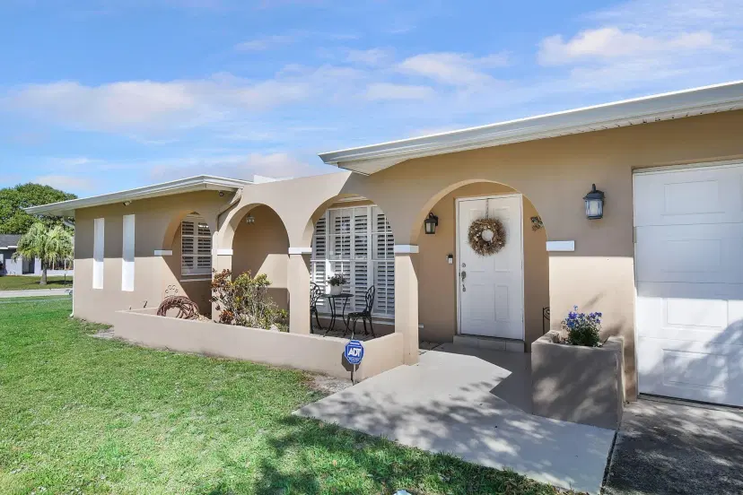 Picture of 835 SE Tierra Court, Port St Lucie FL 34983
