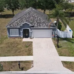 Picture of 2893 Inlet Cove Ln W, Naples, FL 34120