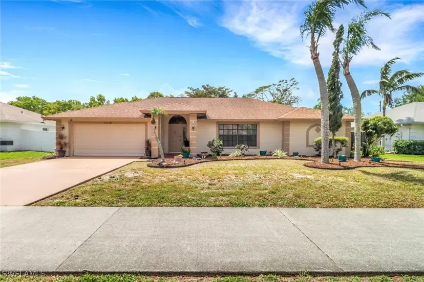 Picture of 2378 River Reach Dr, Naples FL 34104