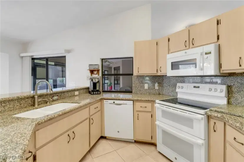 Picture of 2378 River Reach Dr, Naples FL 34104