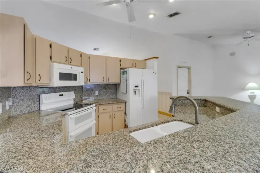 Picture of 2378 River Reach Dr, Naples FL 34104