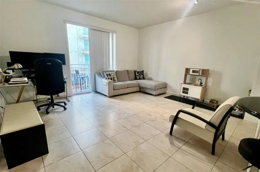 Picture of 7280 SW 89Th St D206, Miami FL 33156