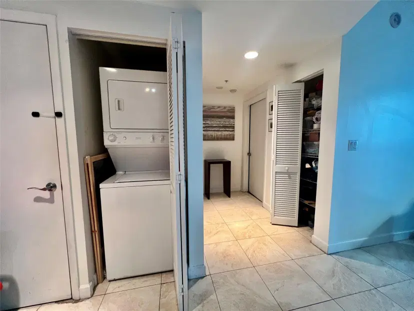 Picture of 7280 SW 89Th St D206, Miami FL 33156