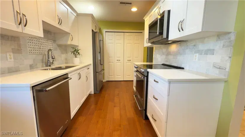 Picture of 7095 Pond Cypress CT 6, Naples FL 34109