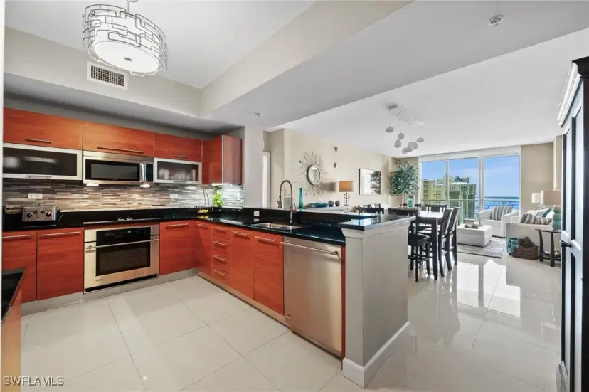 Picture of 3000 Oasis Grand Blvd 2104, Fort Myers FL 33916
