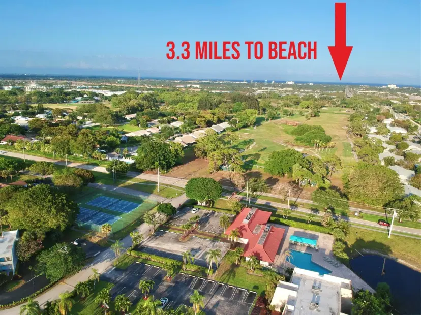 Picture of 2600 Fiore Way 203-A, Delray Beach FL 33445