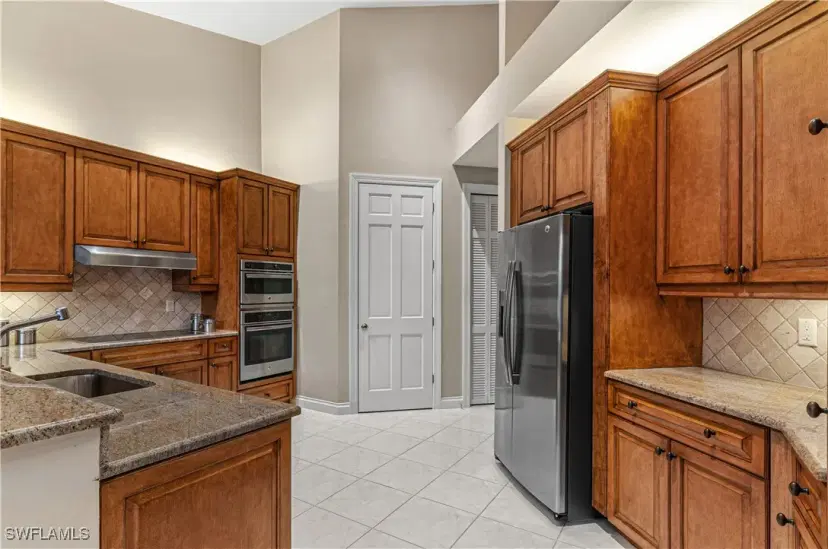 Picture of 191 Colonade Cir 1503, Naples FL 34103