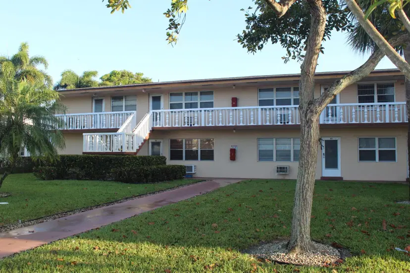 Picture of 50 Coventry C, West Palm Beach FL 33417