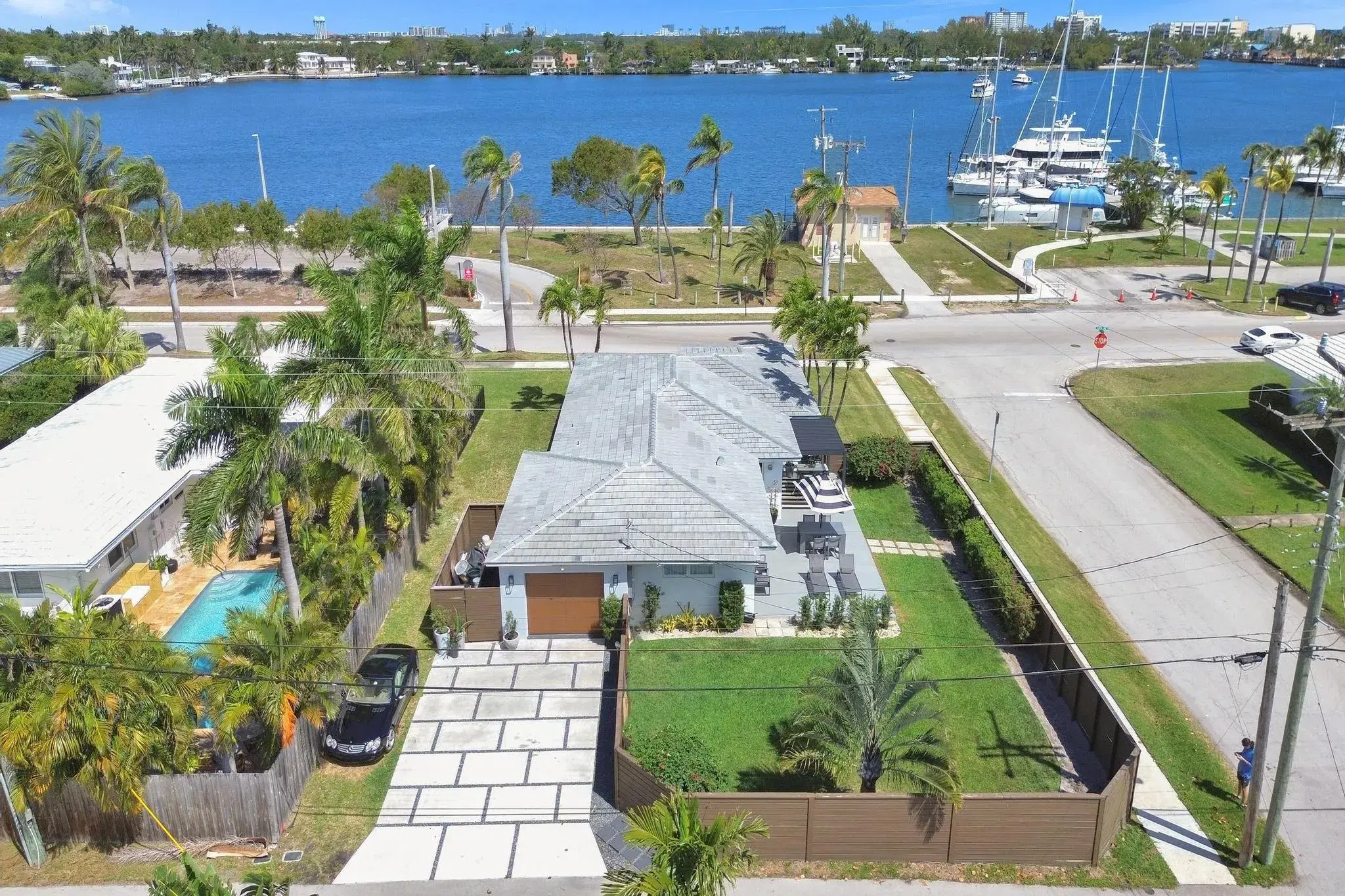 Picture of 800 Polk St, Hollywood, FL 33019