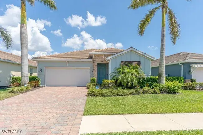 Picture of 14566 Tropical Dr, Naples, FL 34114