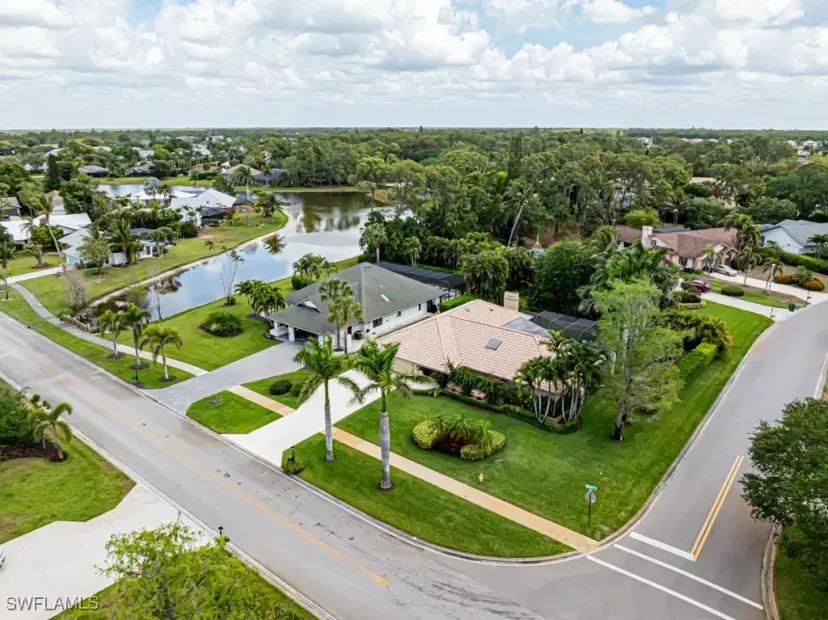 Picture of 2308 Kings Lake Blvd, Naples FL 34112