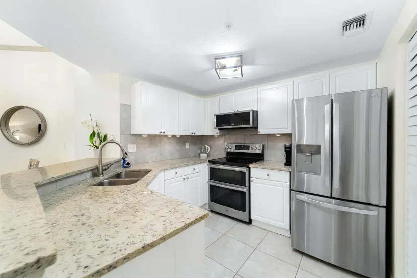 Picture of 5095 Fairways Circle 201, Vero Beach FL 32967
